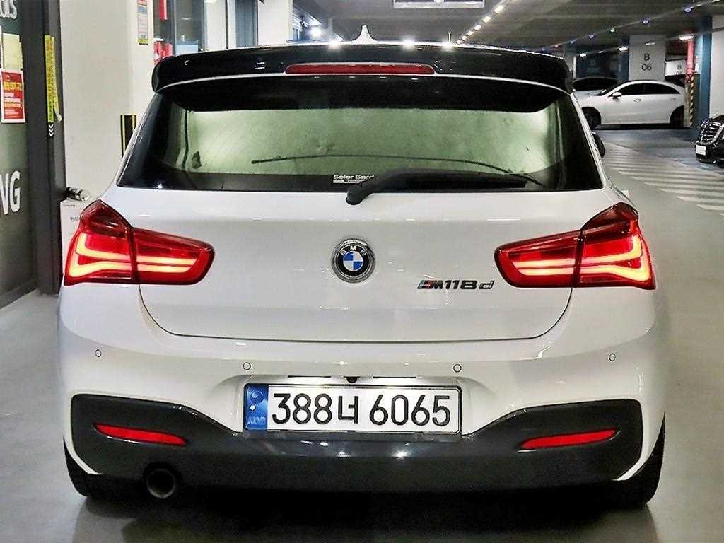 BMW 1 series - Vista 3