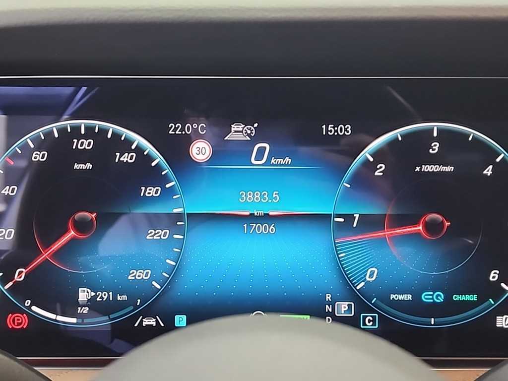 Mercedes Benz E class - Vista 6