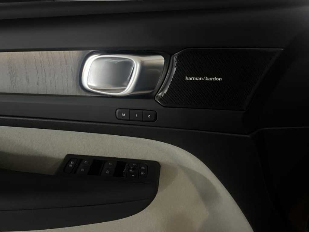 Volvo XC40 - Vista 11