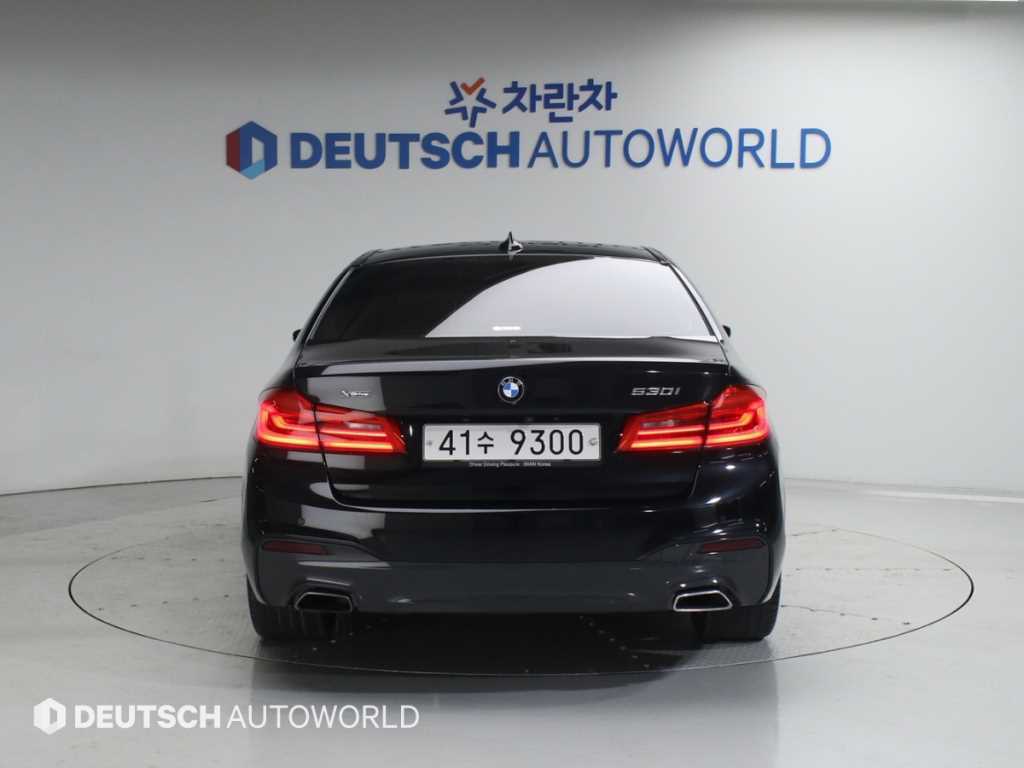 BMW 5 Series - Vista 4