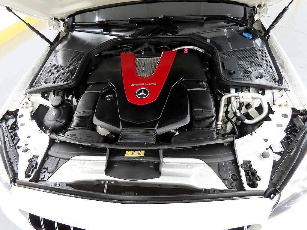 Mercedes Benz C Class 2019 Blanco - Importación desde Corea - HF Imports Iquique - Foto 18