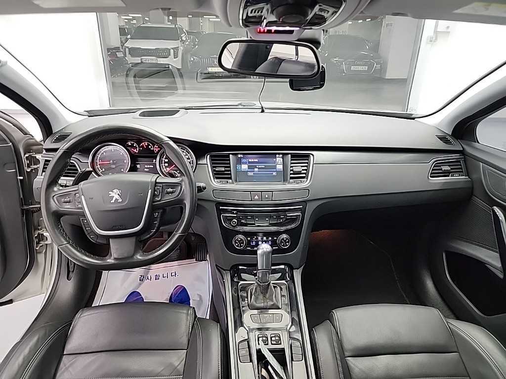 Peugeot 508 - Vista 7