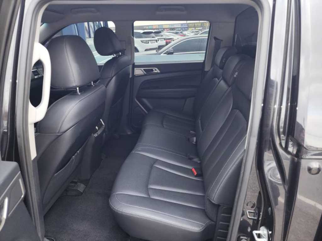 Ssangyong Rexton - Vista 9