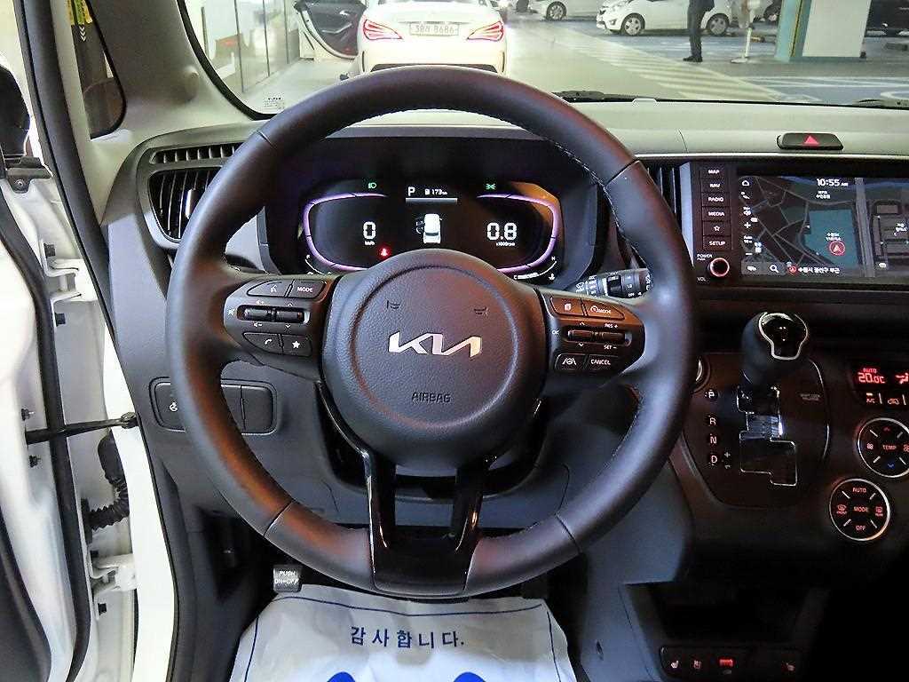 KIA Ray - Vista 8