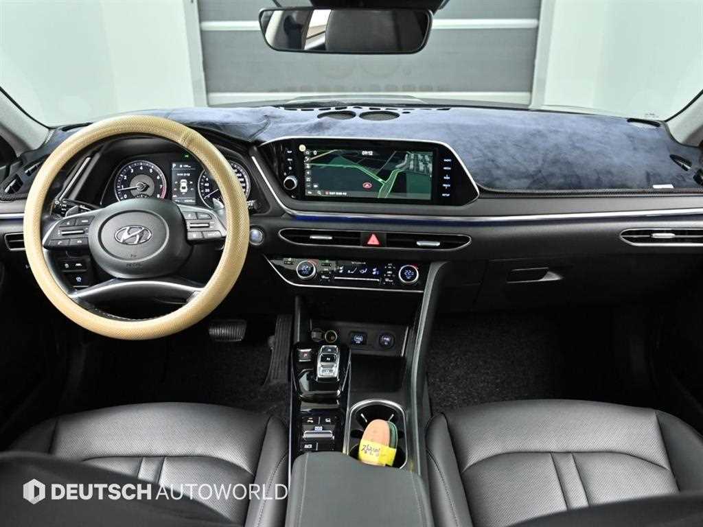 HYUNDAI Sonata - Vista 7