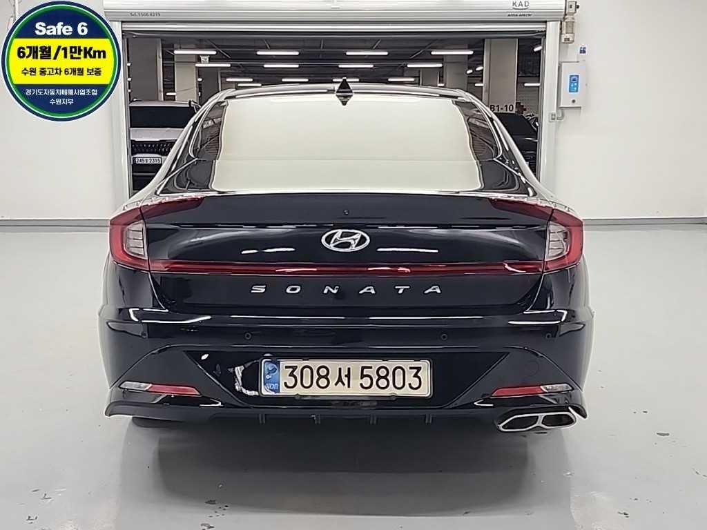 HYUNDAI Sonata - Vista 3