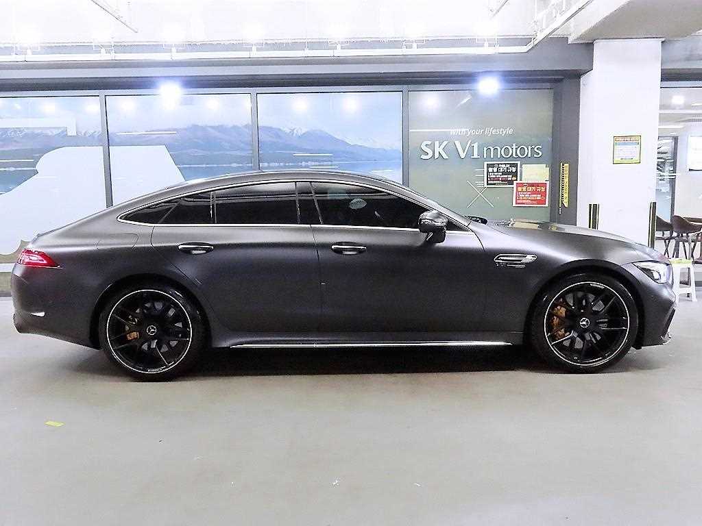 Mercedes Benz AMG GT - Vista 3