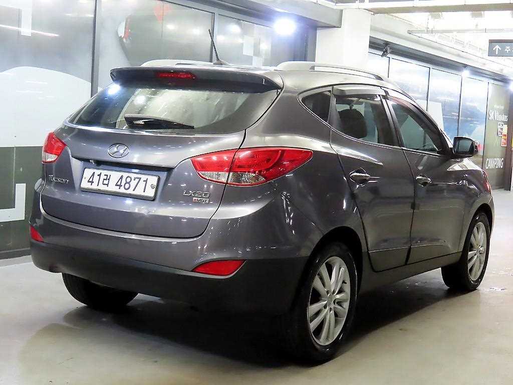 HYUNDAI Tucson - Vista 4