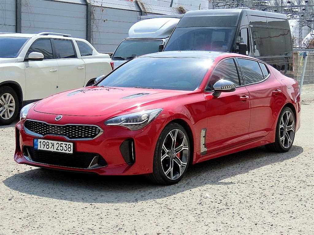 KIA Stinger - Vista 2