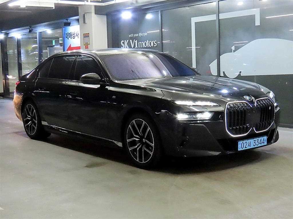 BMW i7 2025 Negro - Importación desde Corea - HF Imports Iquique - Foto 1
