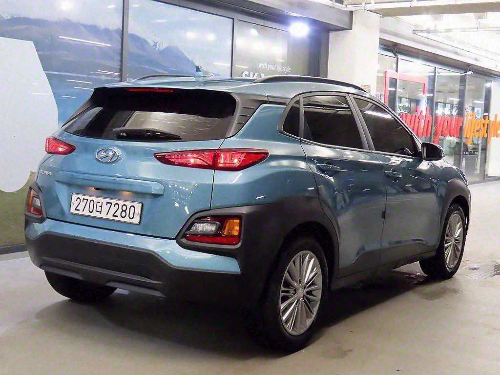 HYUNDAI Kona - Vista 4