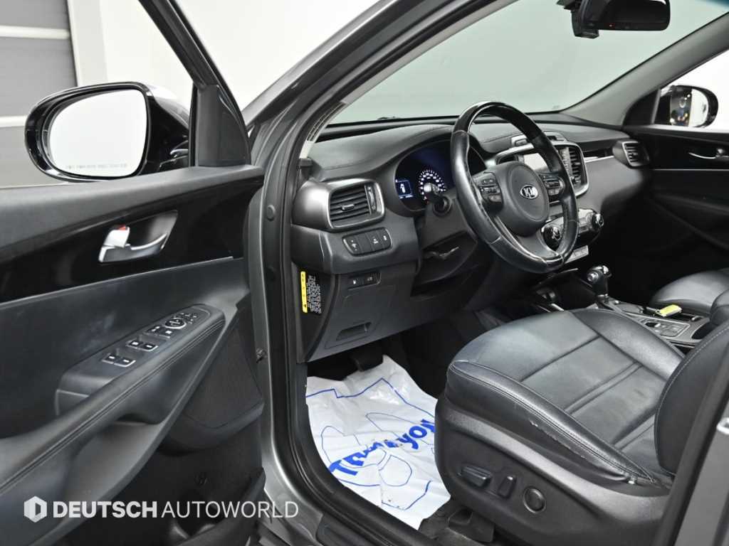 KIA Sorento - Vista 11