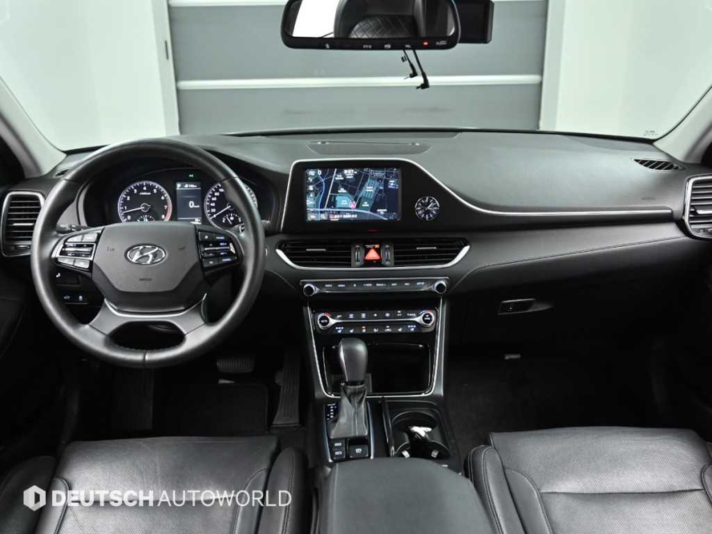 HYUNDAI Grandeur - Vista 7