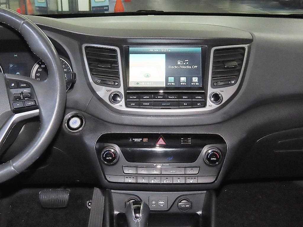 HYUNDAI Tucson - Vista 11
