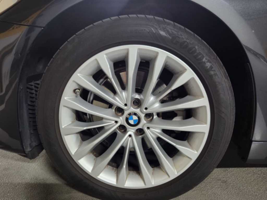 BMW 5 Series - Vista 9