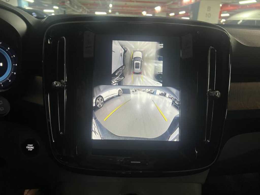 Volvo XC40 2025 Blanco - Importación desde Corea - HF Imports Iquique - Foto 18
