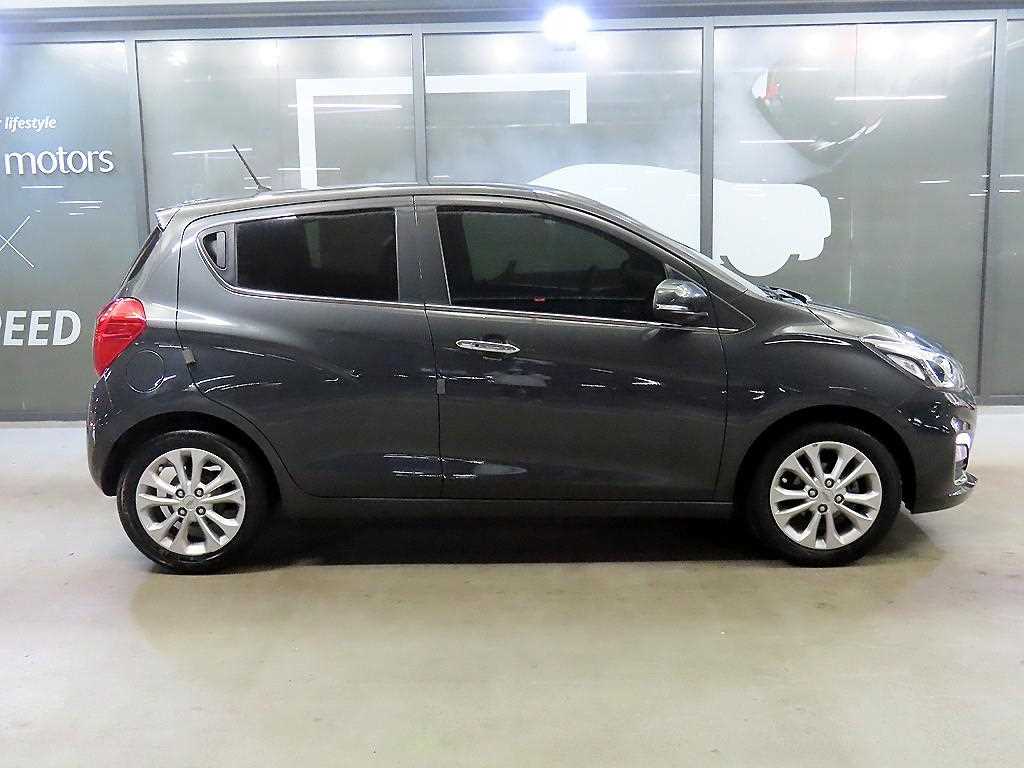 Chevrolet Spark - Vista 3