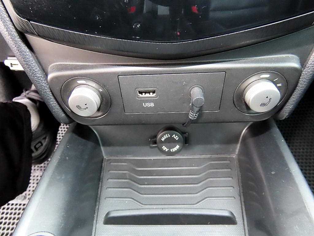 Ssangyong Tivoli 2016 Gris - Importación desde Corea - HF Imports Iquique - Foto 13