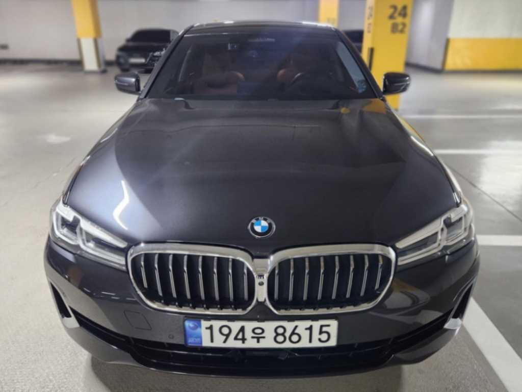 BMW 5 Series 2023 Gris - Importación desde Corea - HF Imports Iquique - Foto 1