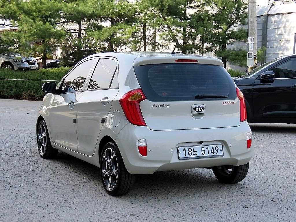 KIA Morning - Vista 3