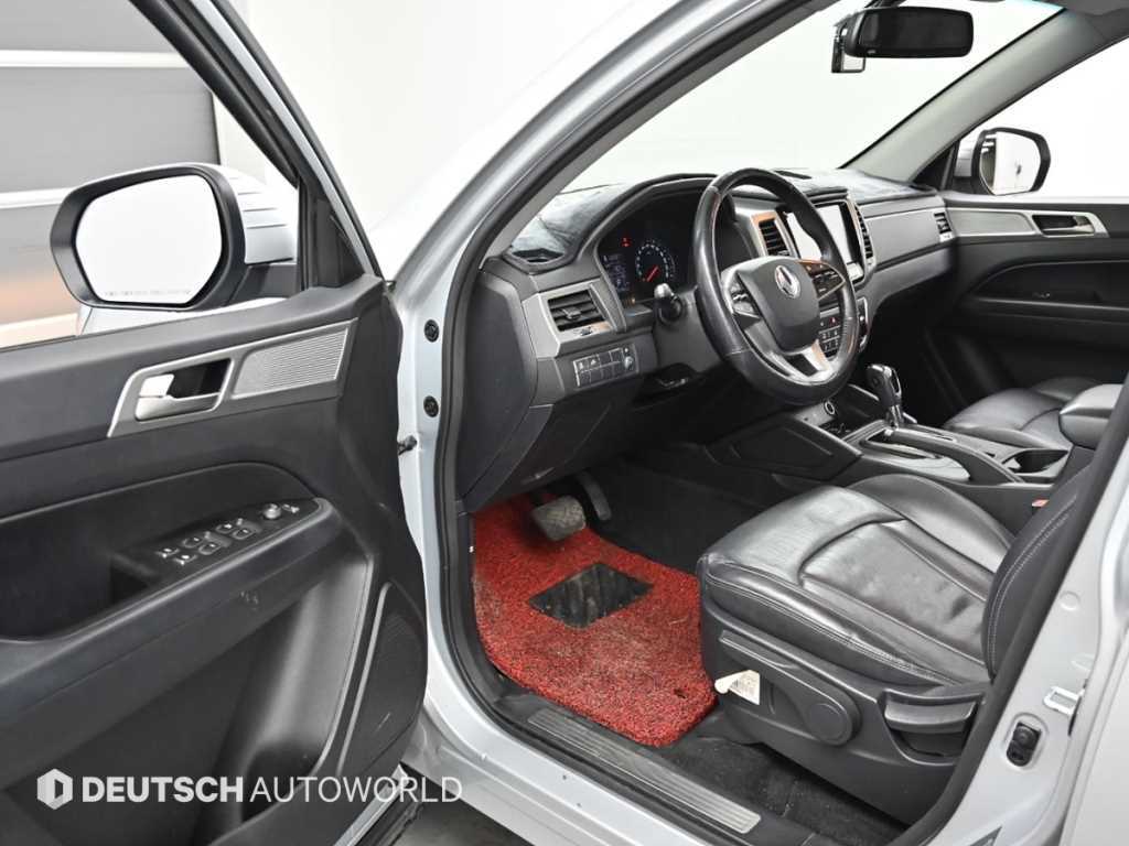 Ssangyong Rexton - Vista 11