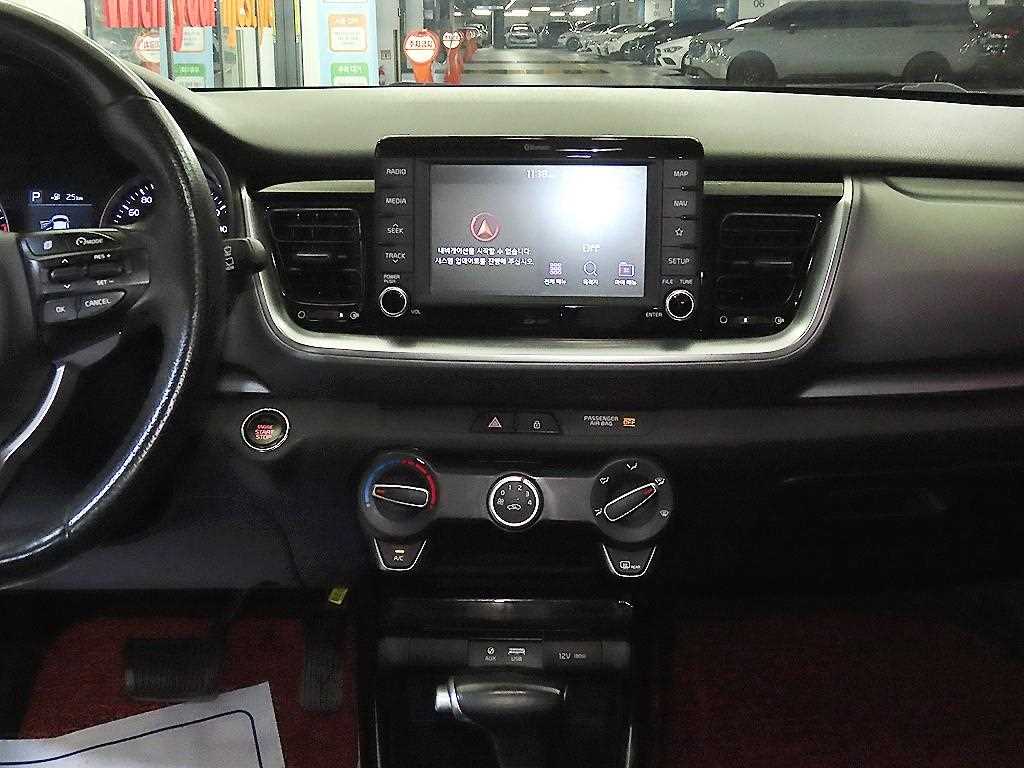 KIA Stonic - Vista 11