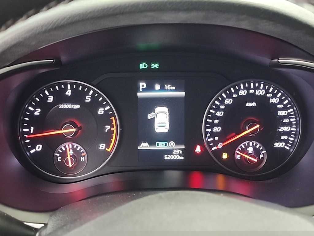 KIA Stinger - Vista 6