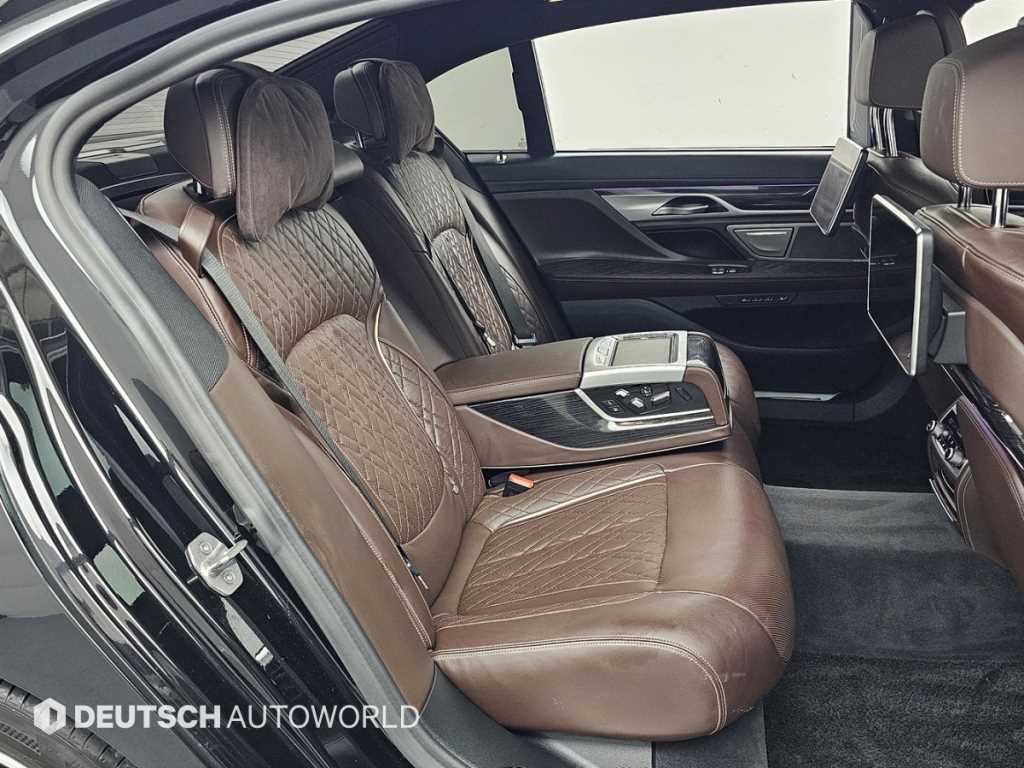 BMW 7 Series - Vista 12