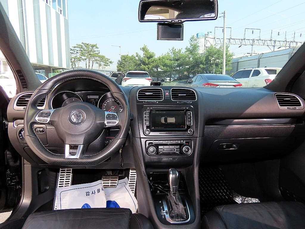 Volkswagen Golf - Vista 7