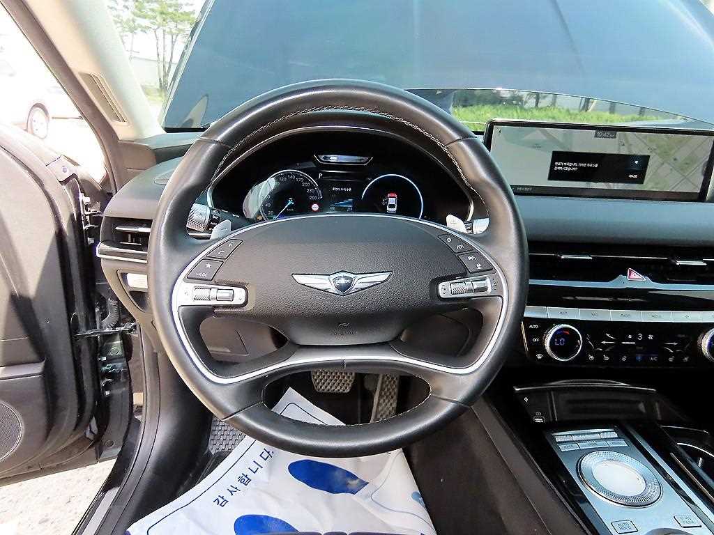 Genesis G80 - Vista 8