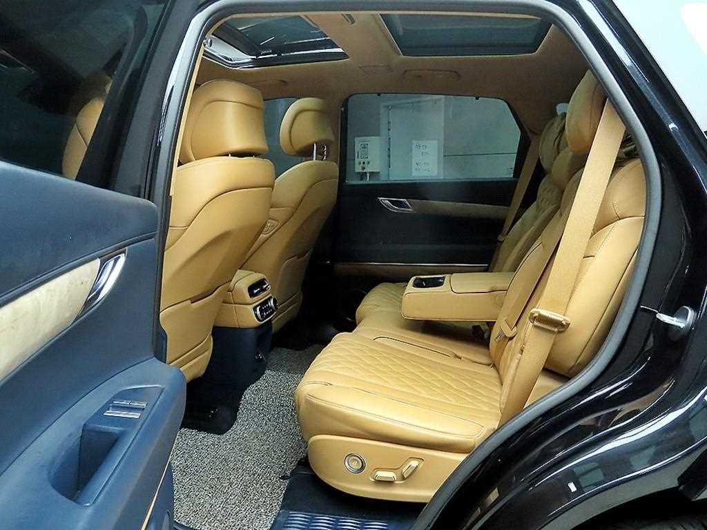 Genesis GV80 - Vista 6