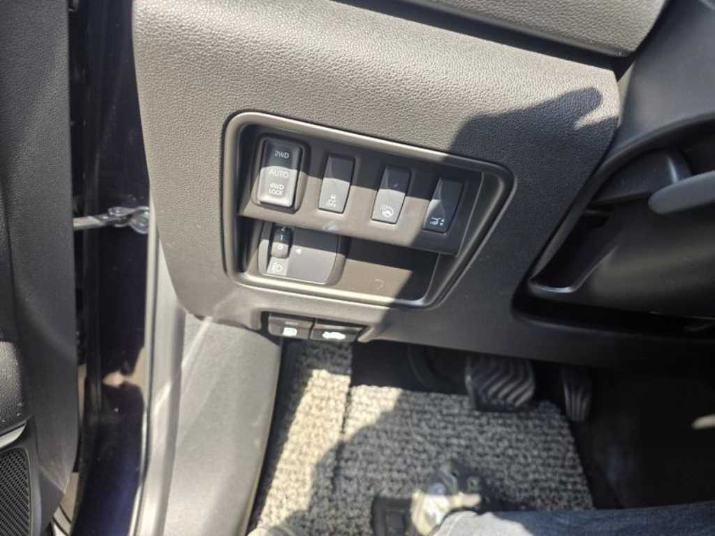 SAMSUNG QM6 - Vista 5