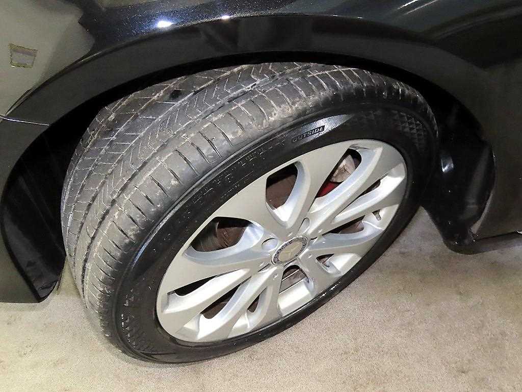 Mercedes Benz E class 2017 Negro - Importación desde Corea - HF Imports Iquique - Foto 20