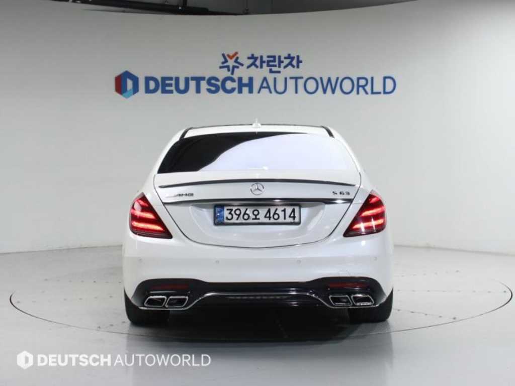 Mercedes Benz S Class - Vista 4