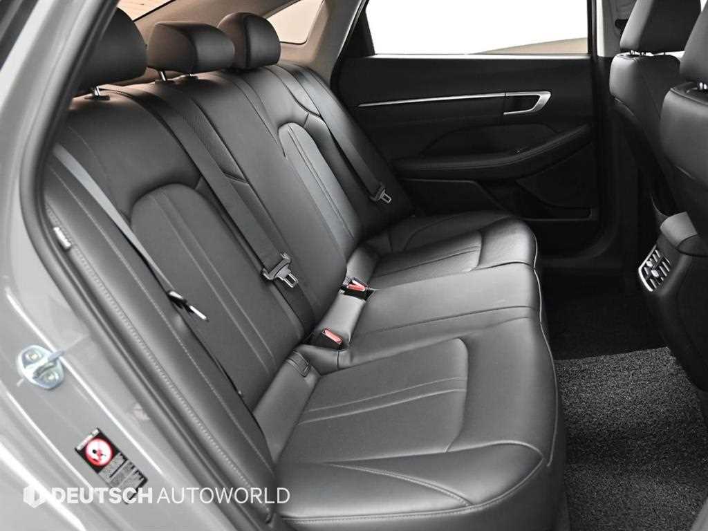 HYUNDAI Sonata - Vista 12