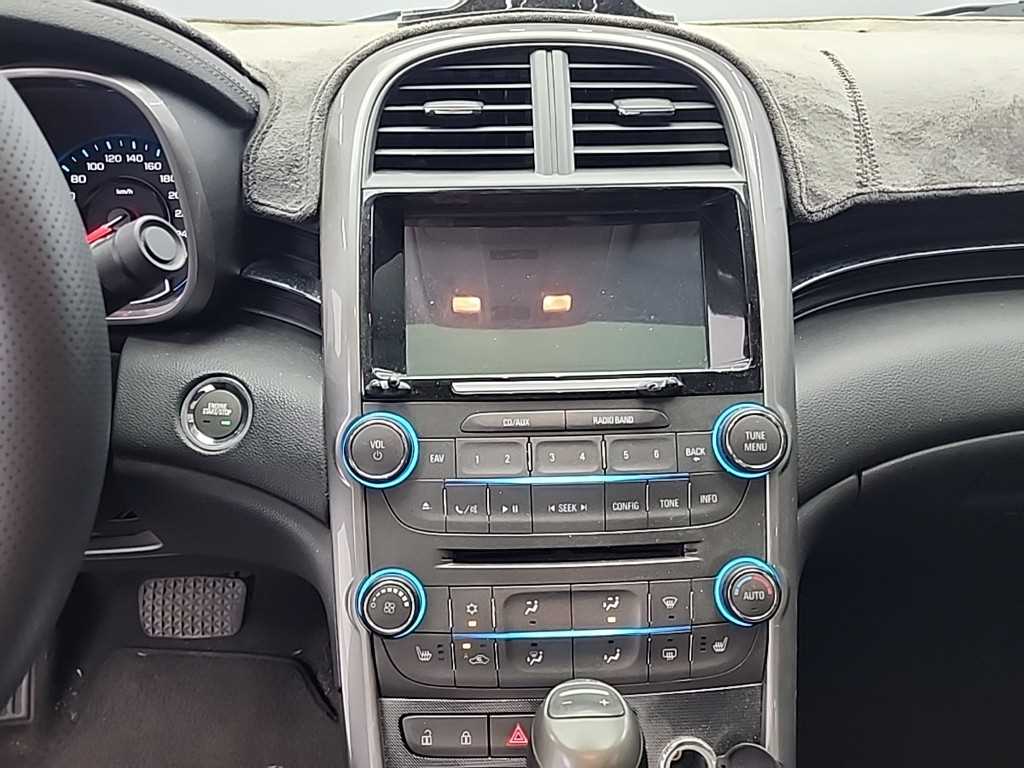 Chevrolet Malibu - Vista 10