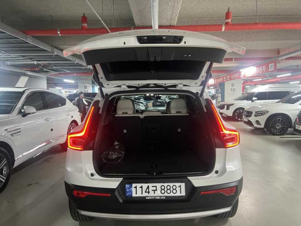 Volvo XC40 - Vista 10