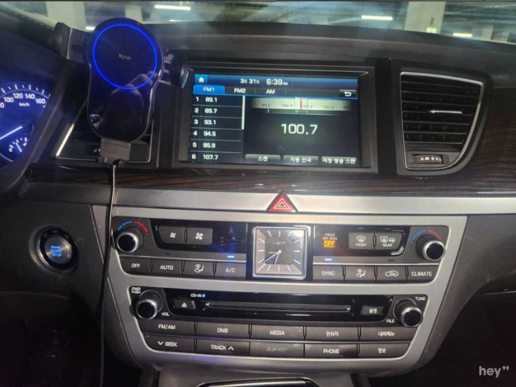 Genesis G80 - Vista 7