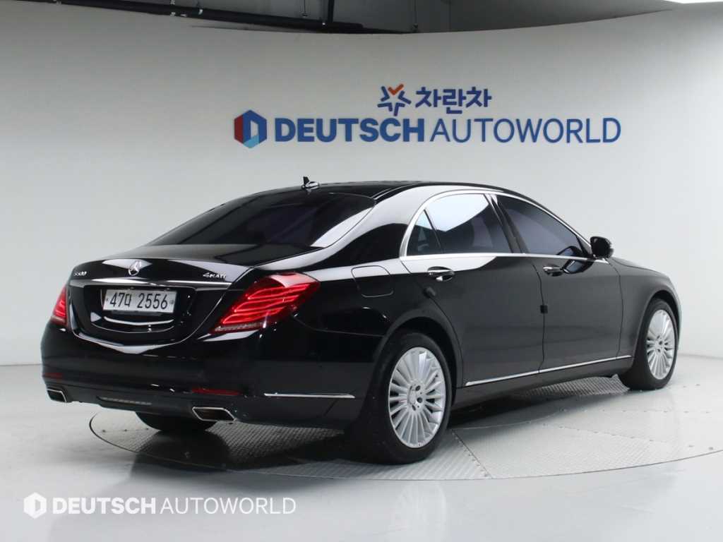 Mercedes Benz S Class - Vista 3