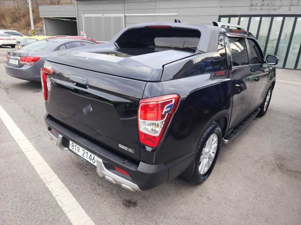 Ssangyong Rexton - Vista 6