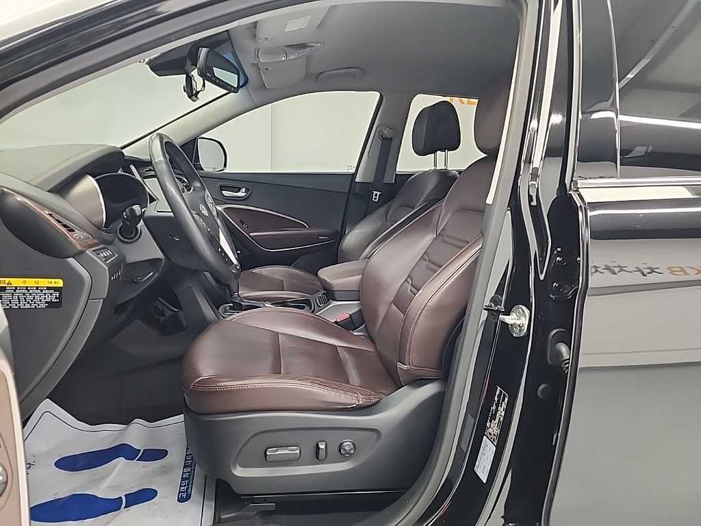 HYUNDAI Maxcruz - Vista 11