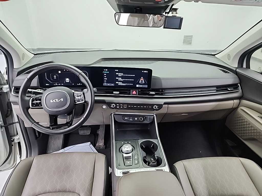 KIA Carnival - Vista 7