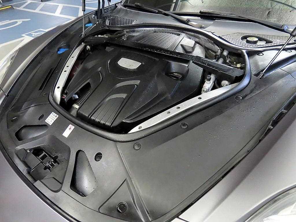 Porsche Panamera 2018 Negro - Importación desde Corea - HF Imports Iquique - Foto 19