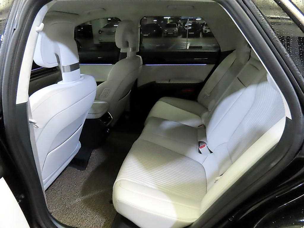 HYUNDAI Grandeur - Vista 7