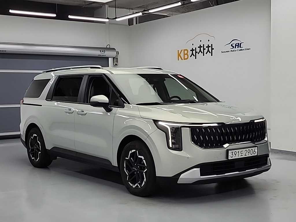 KIA Carnival - Vista 4