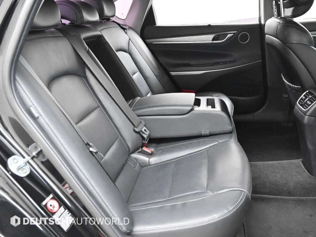 HYUNDAI Grandeur - Vista 12