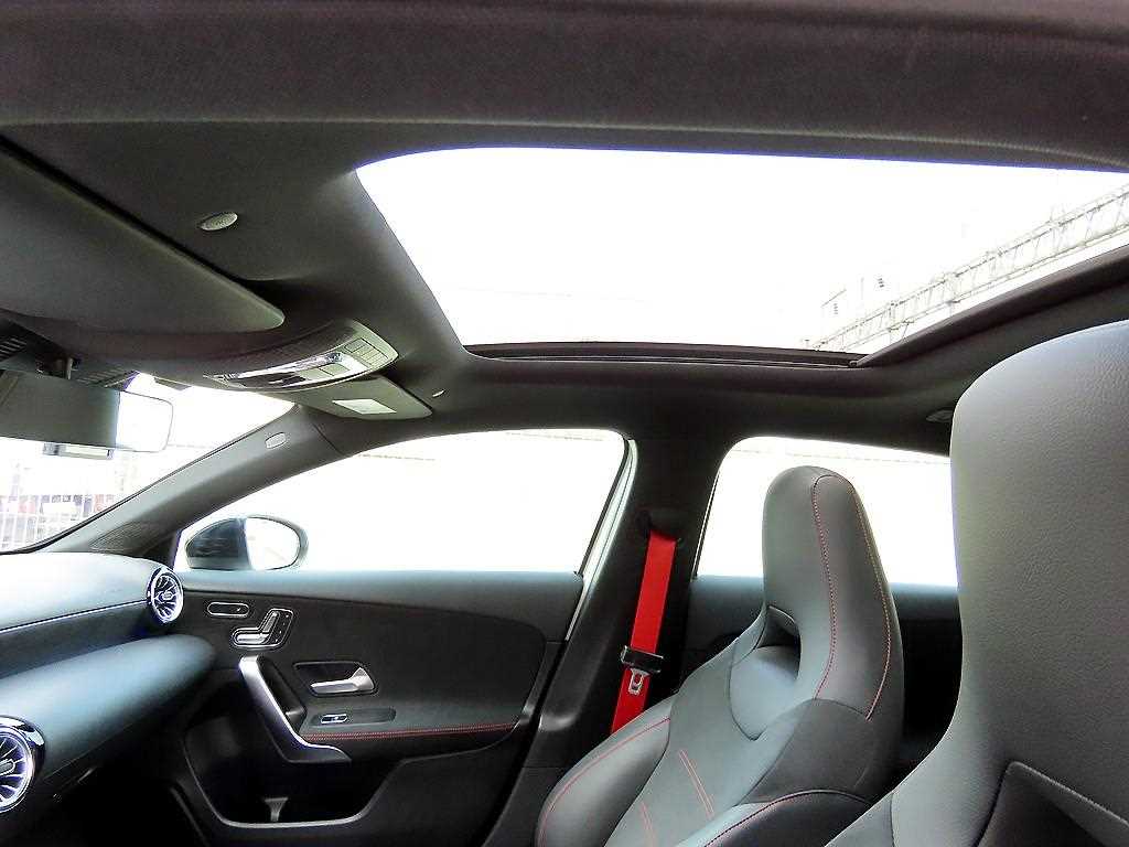 Mercedes Benz A Class 2021 Blanco - Importación desde Corea - HF Imports Iquique - Foto 17