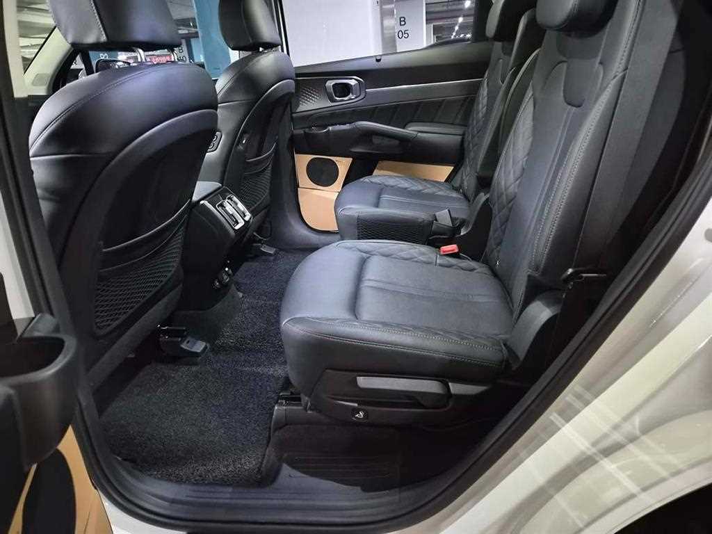 KIA Sorento - Vista 7