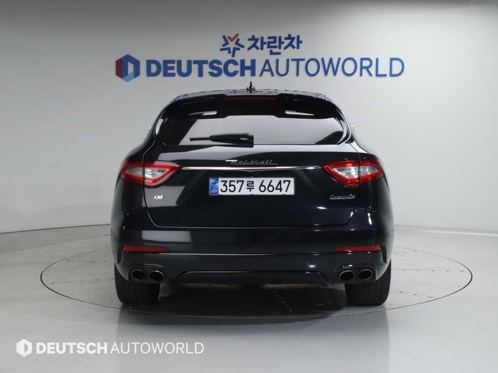 Maserati Levante - Vista 4