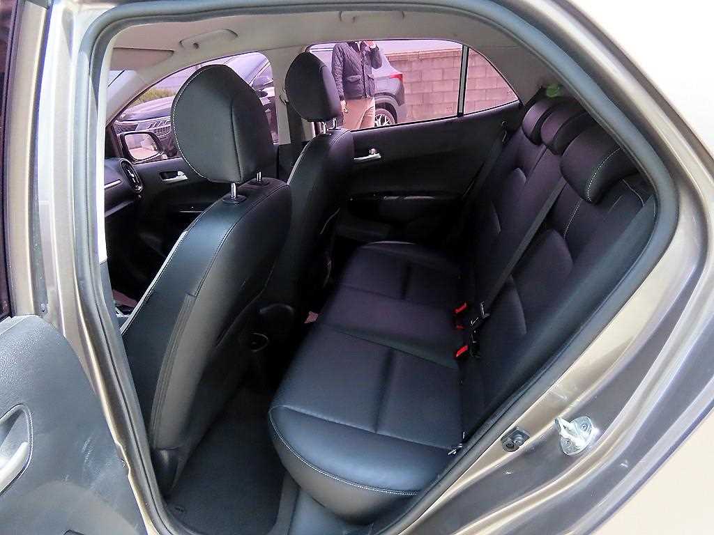 KIA Morning - Vista 6